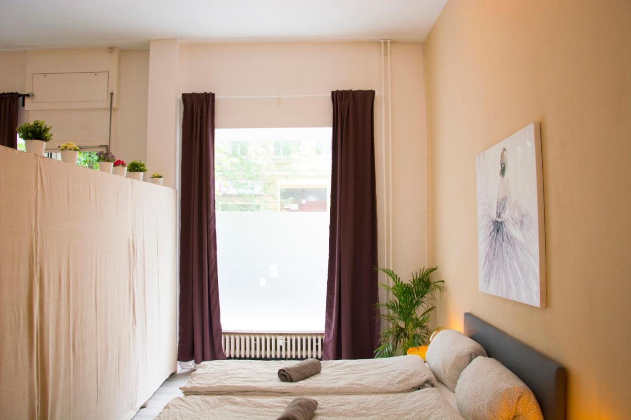 Moabit Family Apartment Берлин Экстерьер фото
