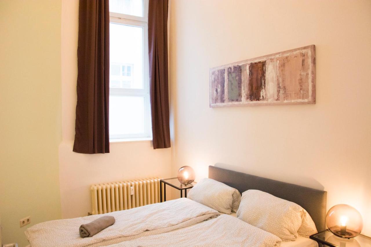 Moabit Family Apartment Берлин Экстерьер фото